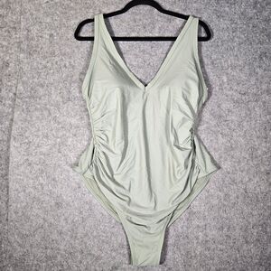 Kona Sol Light Green Ruched One Piece Swimsuit Beach Vacation Summer Sz 20W READ